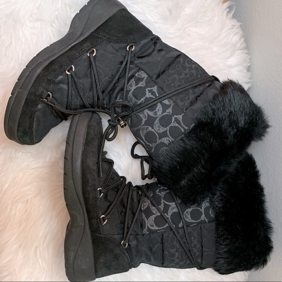 *Vintage* Coach Womens Black Winter Snow Boots with Patchwork Print, Fur, Suede - Picture 12 of 13